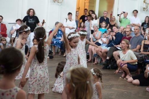 ElfentanzkinderIV copyBaoVu